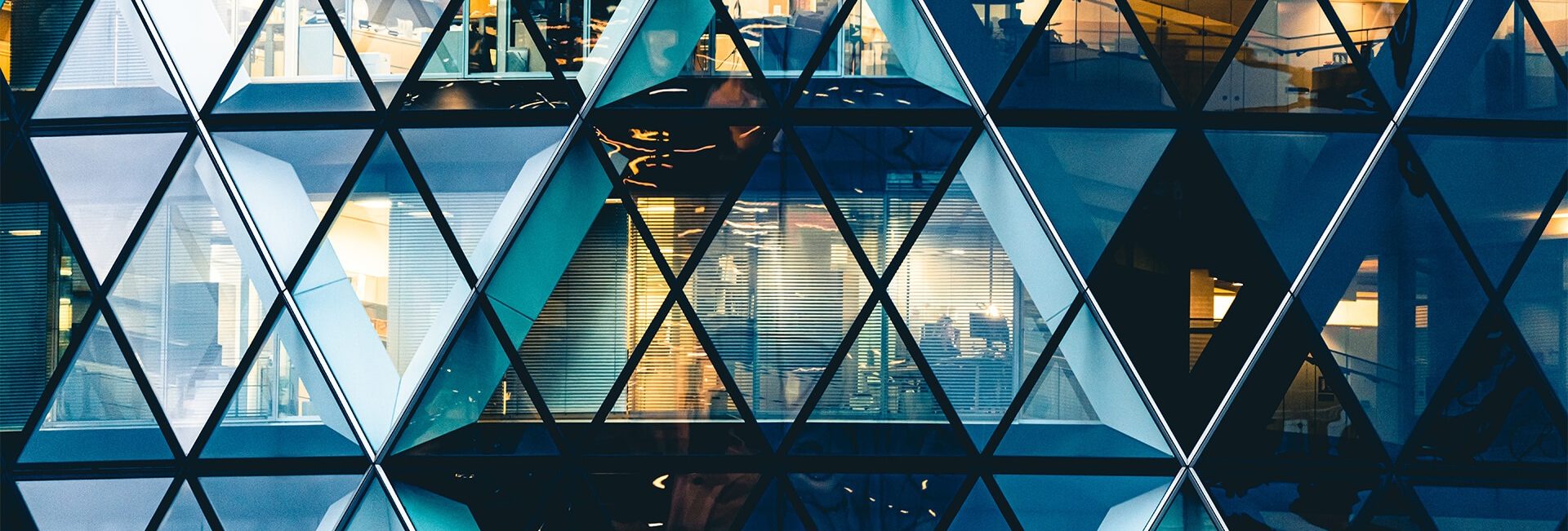 Commercial Property 2 1920 x 768 px